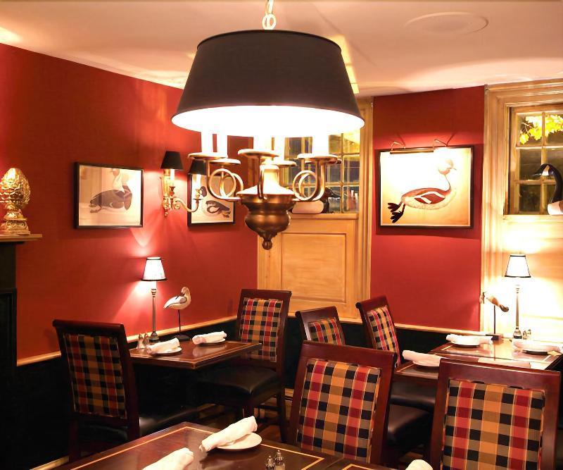 Bedford Village Inn Exteriör bild
