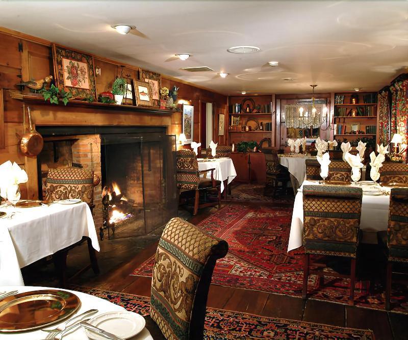 Bedford Village Inn Exteriör bild