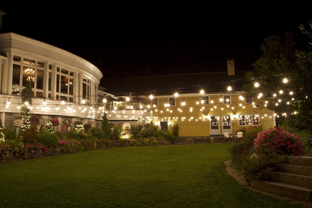 Bedford Village Inn Exteriör bild
